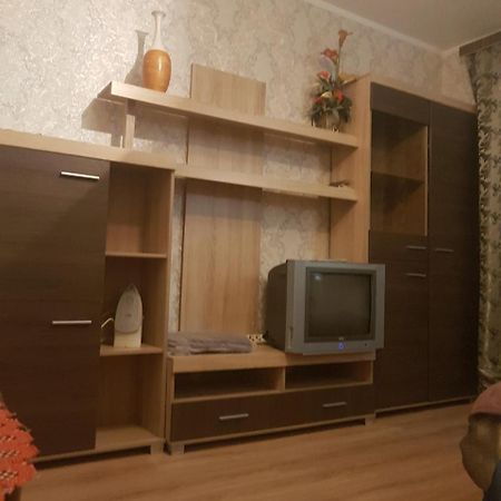 Аpartments Rivne Hotel Kvartira Автовокзал Центр מראה חיצוני תמונה